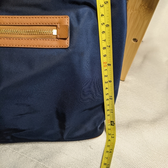 ⭕SOLD ⭕Michael Kors Medium nylon backpack - Picture 6 of 8